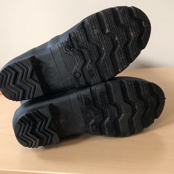 Kamik Jennifer Rain Boot in Matte Black - Picture 5 of 5